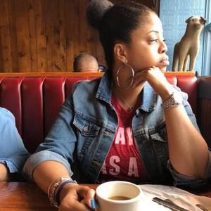 Meet your Posher, Grace